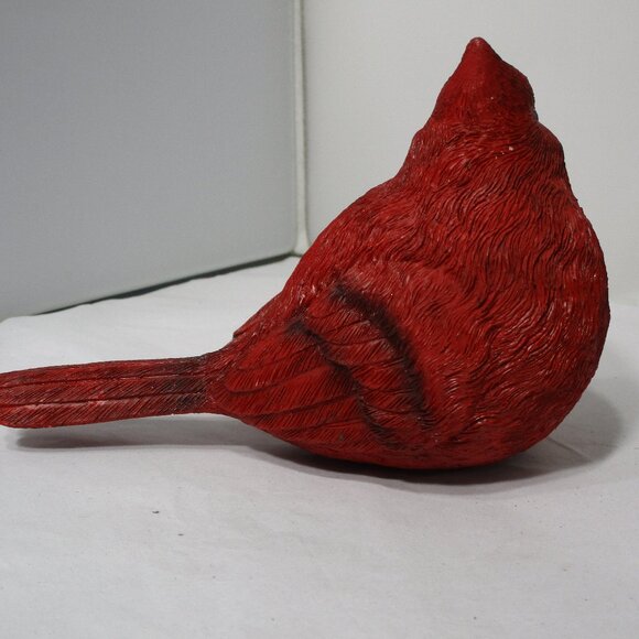 Red Cardinal Sitting Bird Figurine Resin Figure - Picture 3 of 5